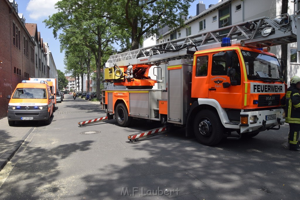 Kellerbrand Koeln Kalk Manteufelstr P10.JPG - Miklos Laubert